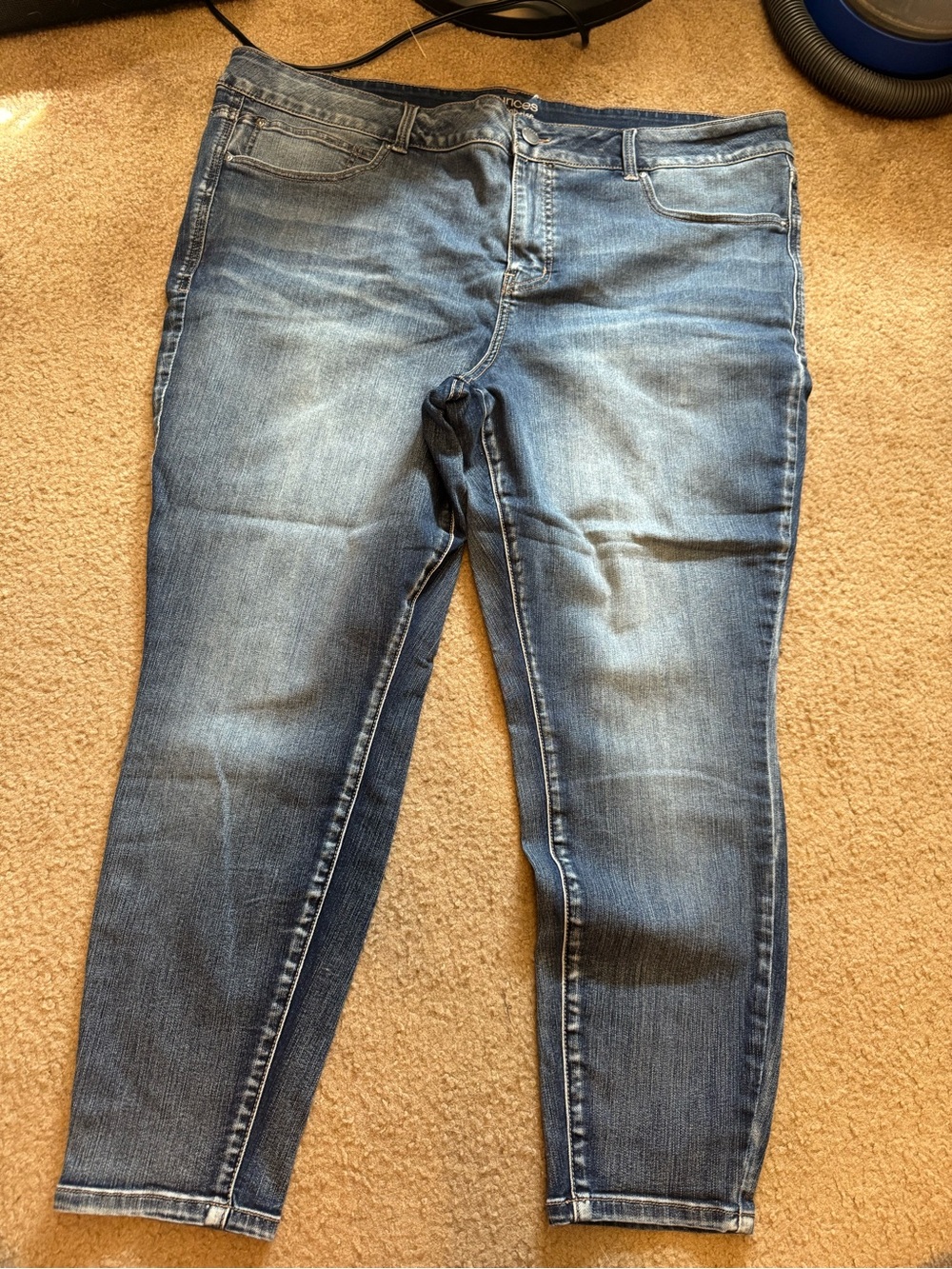 Women’s Mid Wash Blue Jeans